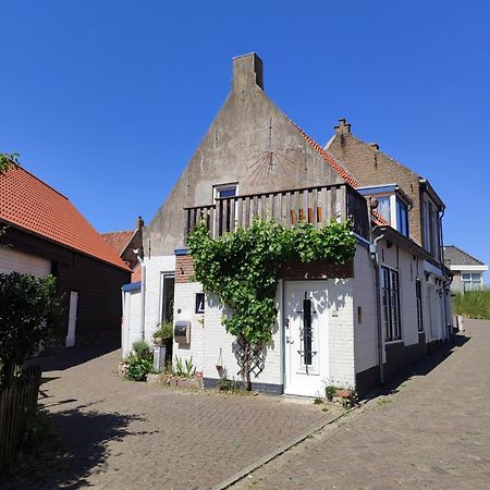 The Cosy Little House With The Sundial Vila Stavenisse Exterior foto