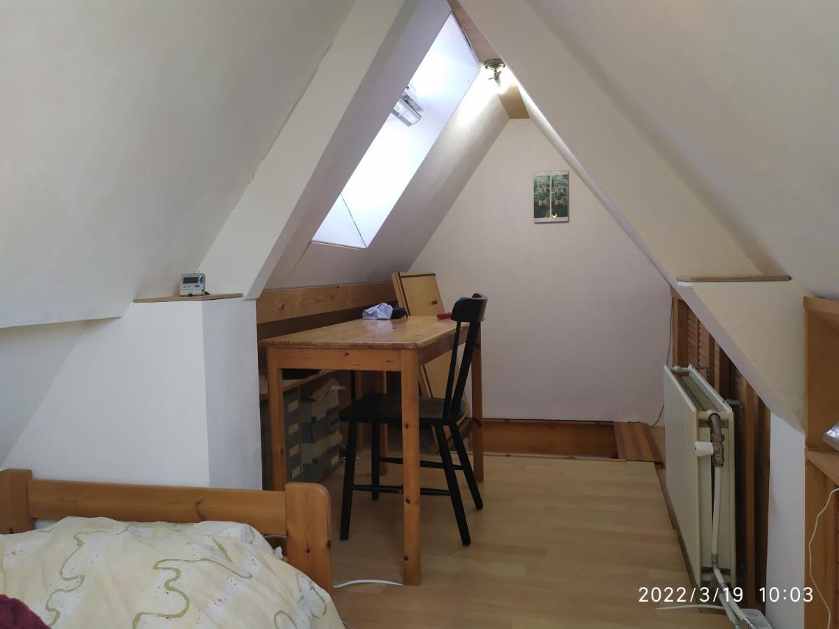 The Cosy Little House With The Sundial Vila Stavenisse Exterior foto